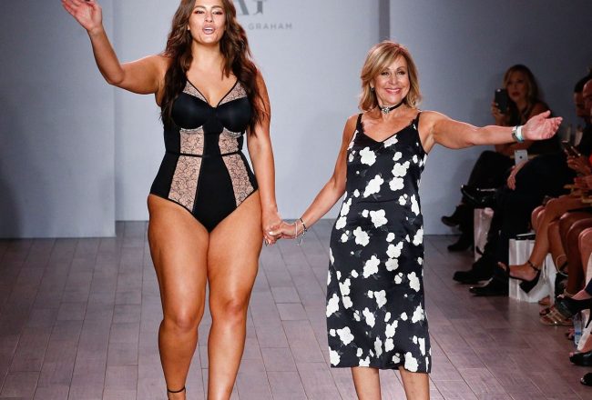 Ashley Graham Les 5 marques de luxe qui font enfin des grandes tailles Modalova