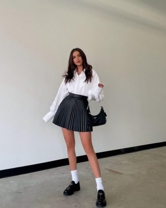 Schoolgirl look with black chunky loafers