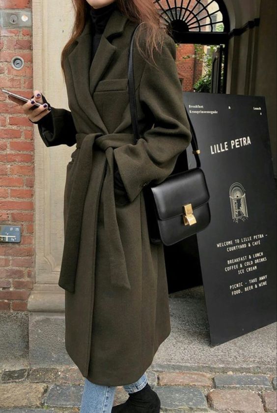 How to wear the long oversized coat