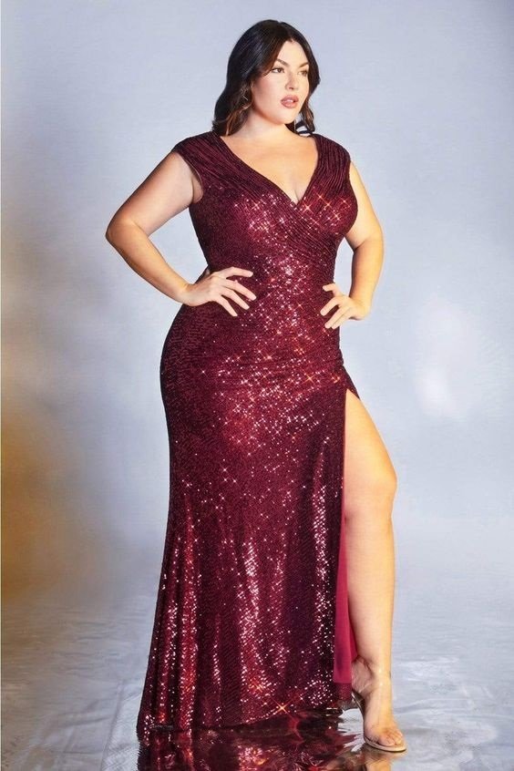 Burgundy mermaid dress worn by a curvy woman