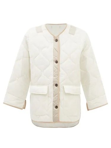 Quilted material for an oversized jacket