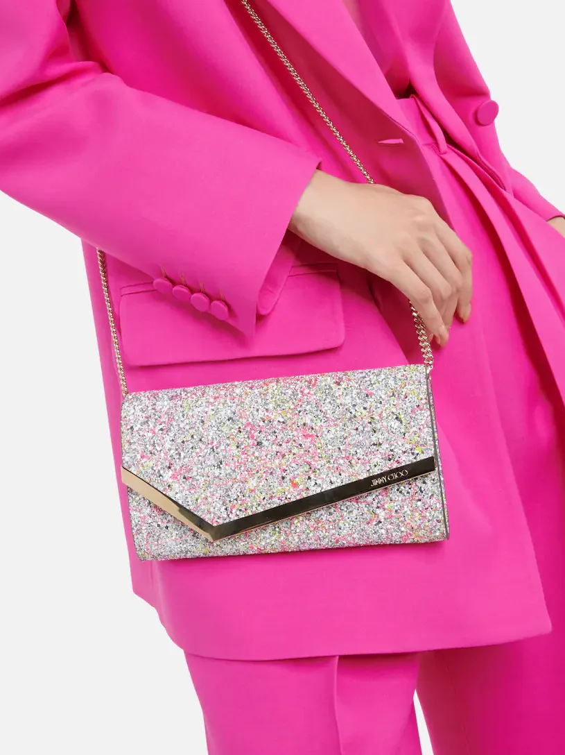 15 Luxury Women's Fashion Gift Ideas for Christmas 10 P00759379 b1 e1670935202141