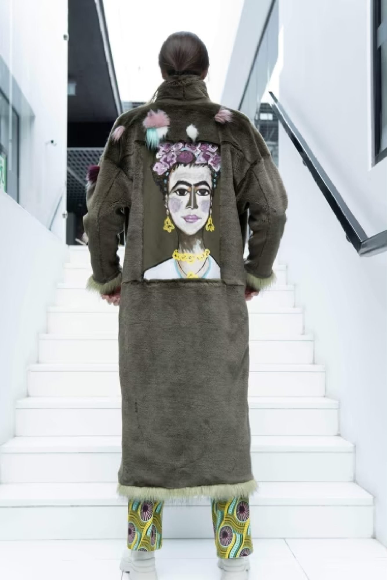 Long artificial fur coat Frida Kahlo Fortini