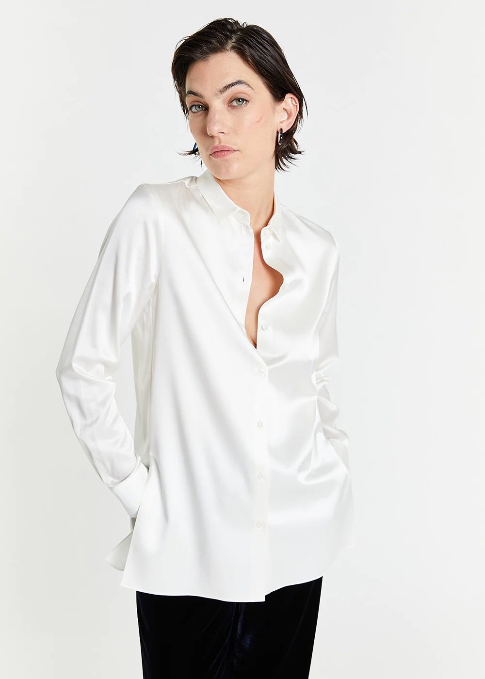 White silk shirt from Apostrophe Paris