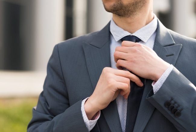 homme affaires exterieur