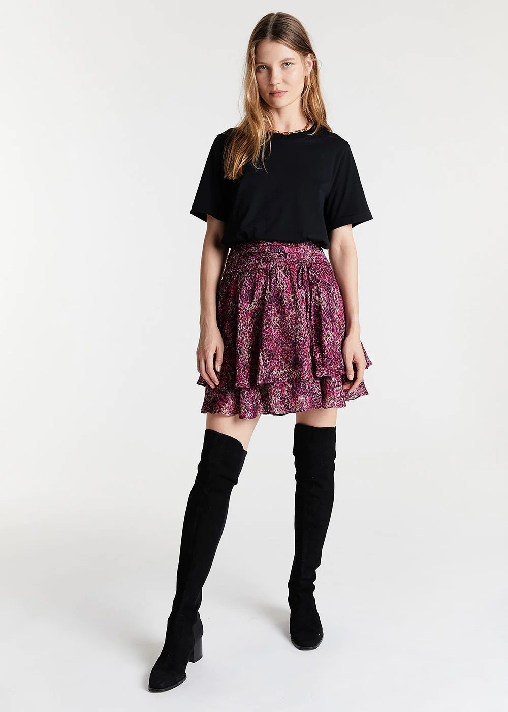 Fuchsia ruffled printed skirt