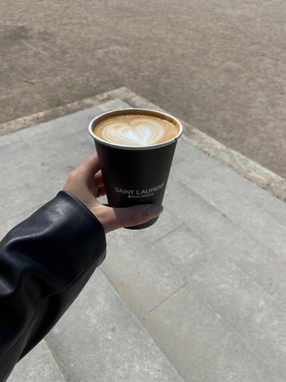 Latte Saint Laurent