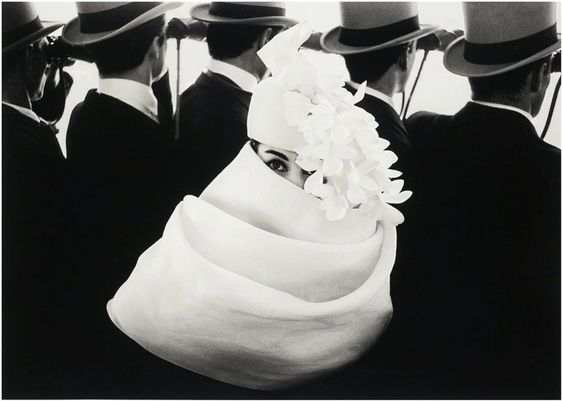 Only 9 days left to see the exhibition on Frank Horvat! 16 Givenchy hat by Frank Horvat