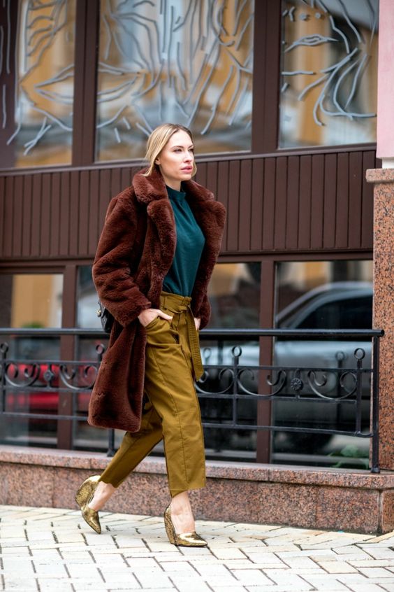 The fluffy coat will be the comfort piece of this winter 10 4757b480d02b7f9704acc0c123e6925d