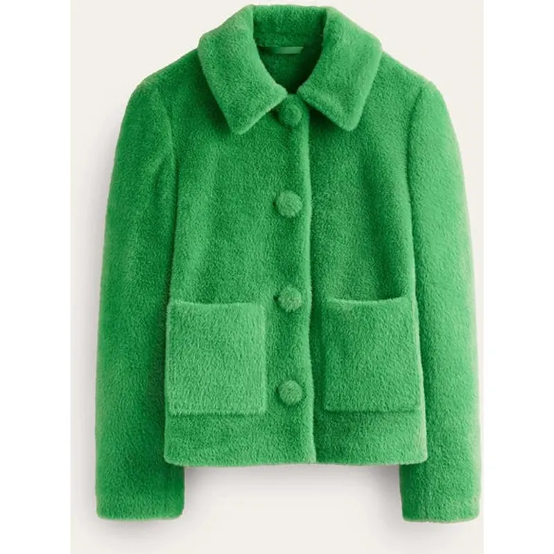 The fluffy coat will be the comfort piece of this winter 30 manteau york en fourrure synth tique 36426407677 Modalova