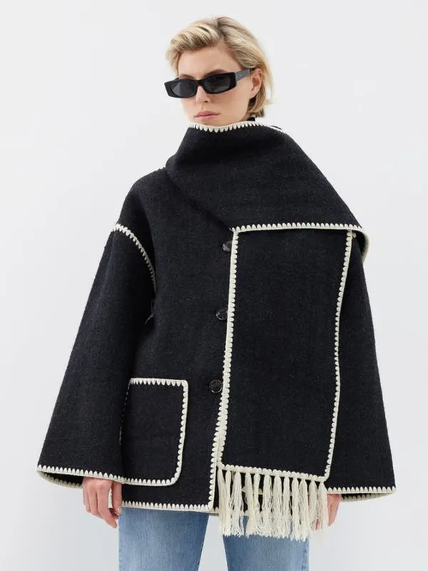 Here are the 10 winter fashion essentials 2 toteme veste en feutre encolure charpe 194590 1 a5ac 702d552ade931ae8 1450081000002 Modalova