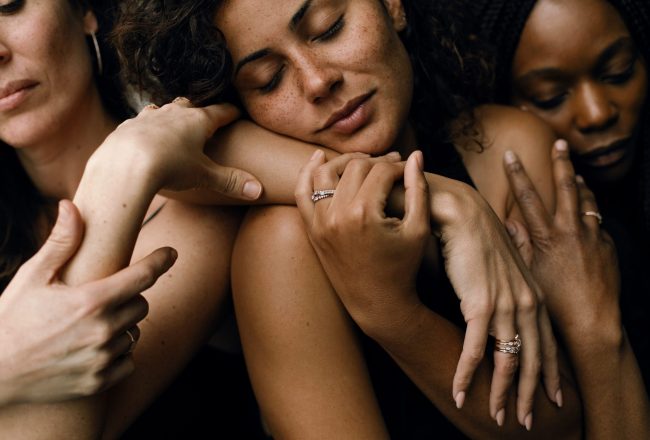 alliances bagues mariage leilabuecher solennejakovsky lamarieeauxpiedsnus 22 scaled