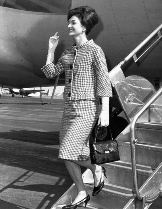 Jackie Kennedy's outfit with kitten heels