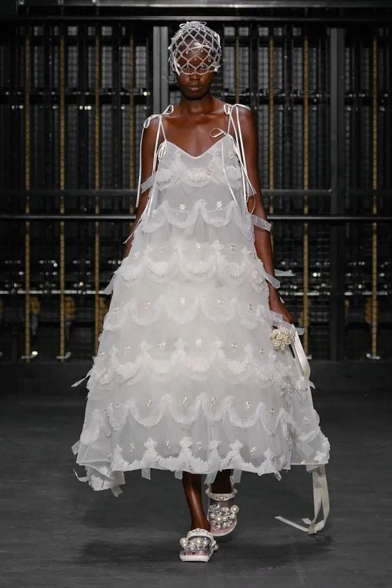 Simone Rocha FW spring summer 2024 show