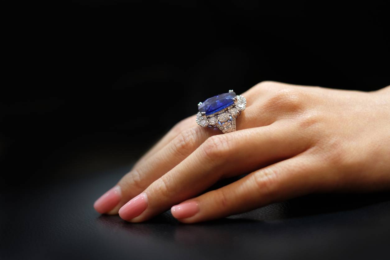 How to Wear a Sapphire and Dress with It? 2 sapphire ring