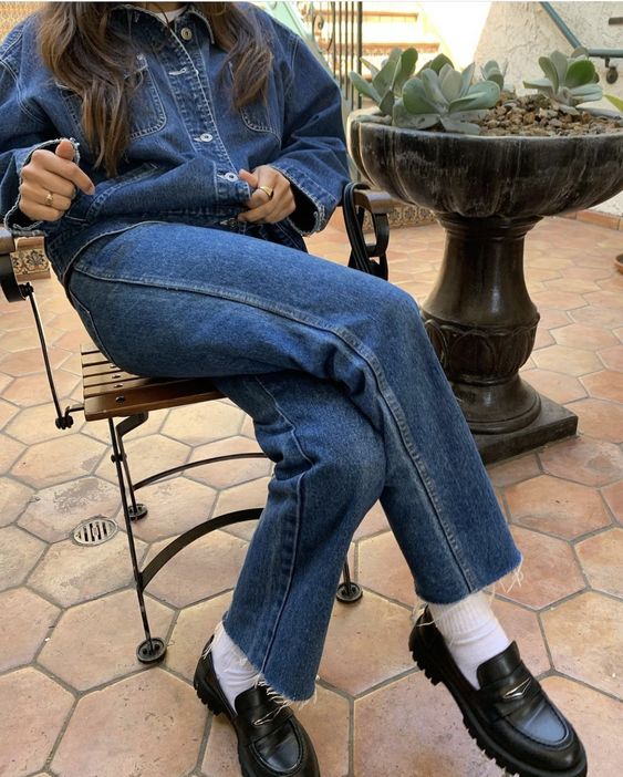 Women's total denim look with loafers