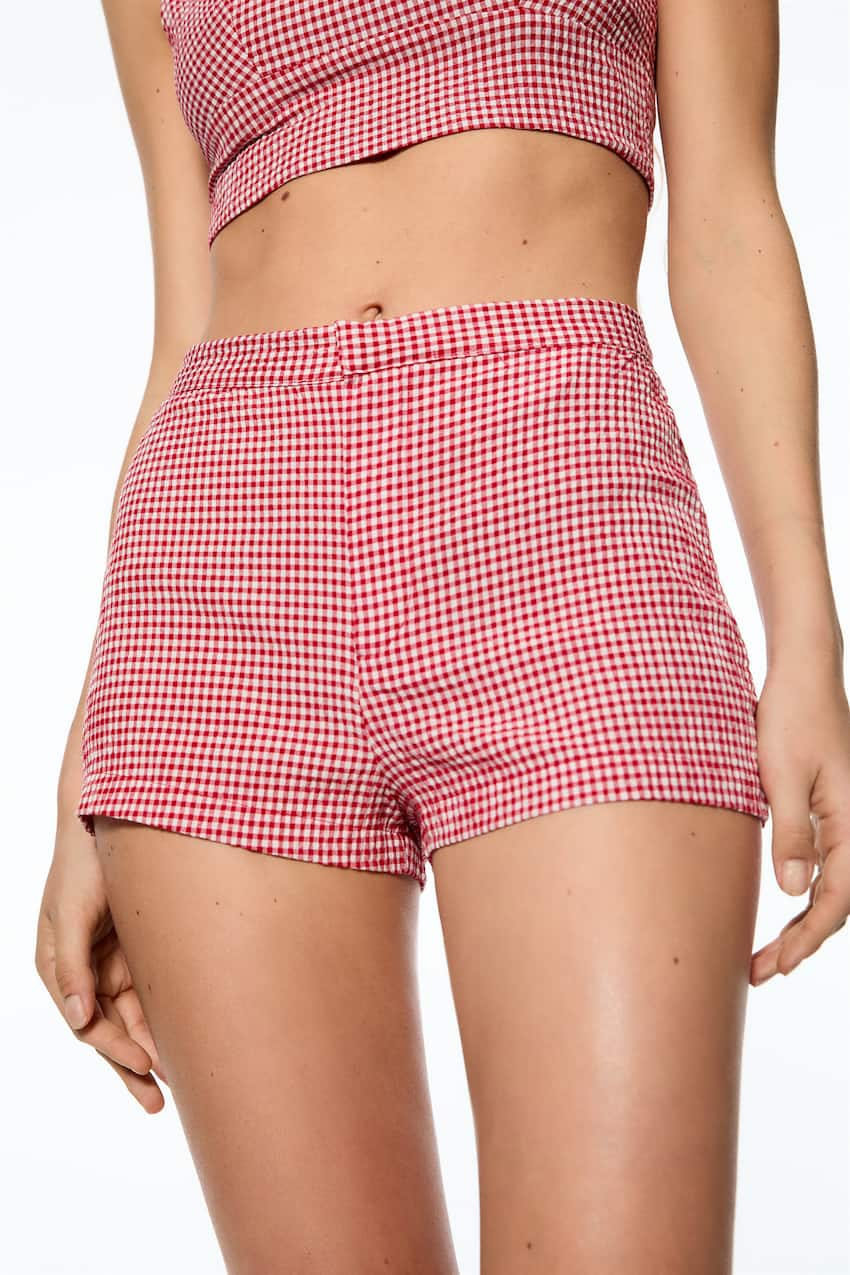 Gingham shorts Pull & Bear