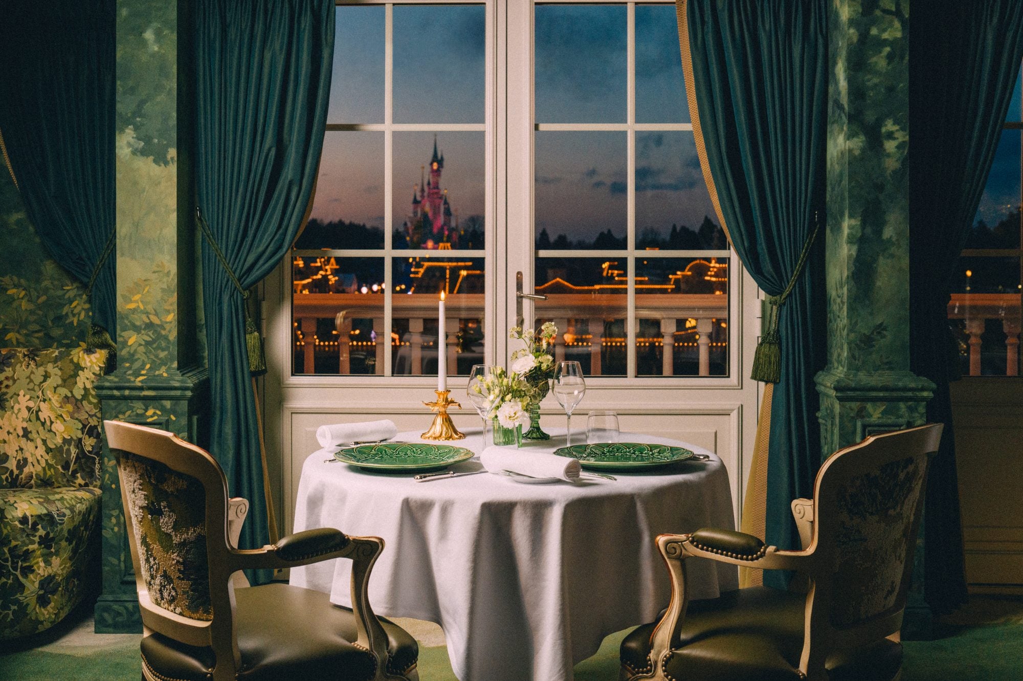 LaforetsecreteparJeanImbert Castleview KeyVisual 2Boby