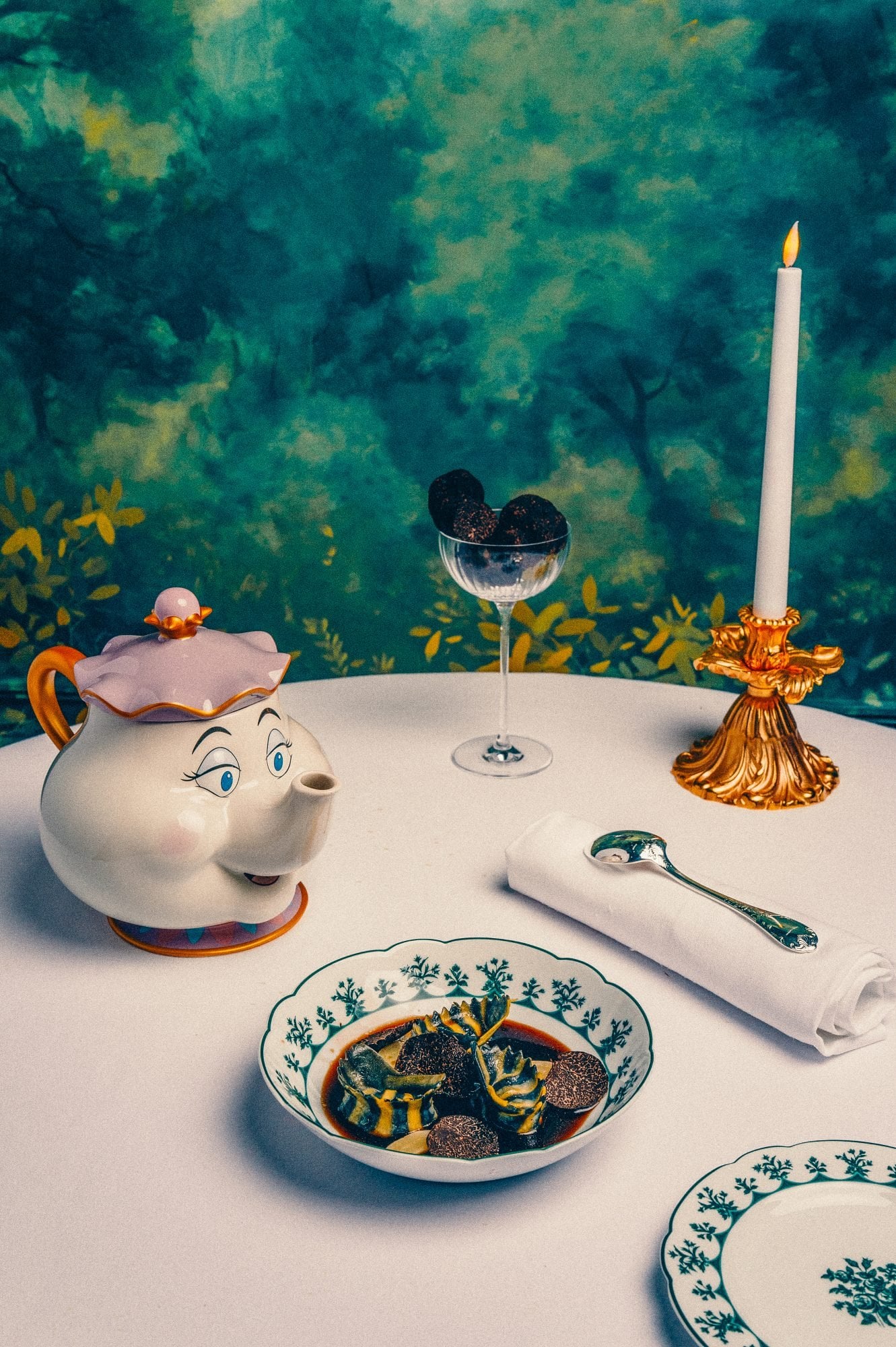 LaforetsecreteparJeanImbert MrsPottsbrew Supportingvisual 1Boby