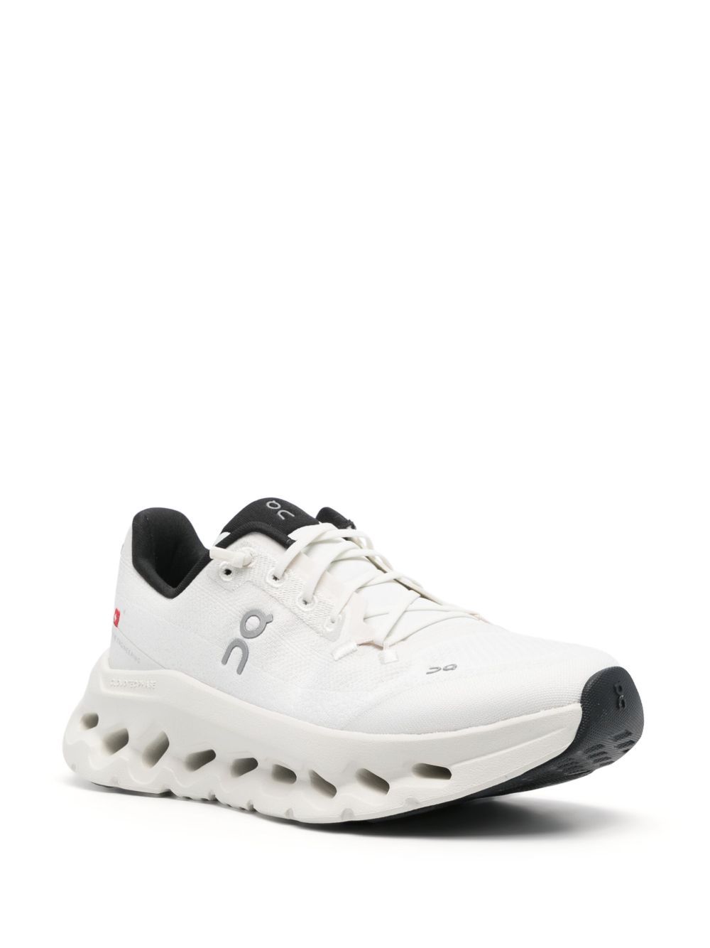 3 Looks to Embrace the Olsen Tuck Trend This Spring 26 On Cloudtilt Sneakers