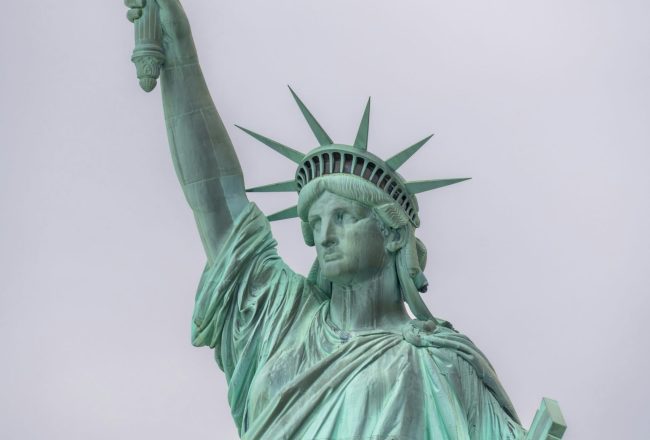 Top 7 des conseils essentiels pour voyager sereinement aux USA Modalva scaled