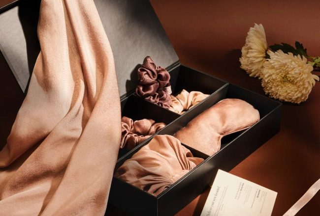 MODALOVA elegance in a box curated fashion gift ideas cover photo