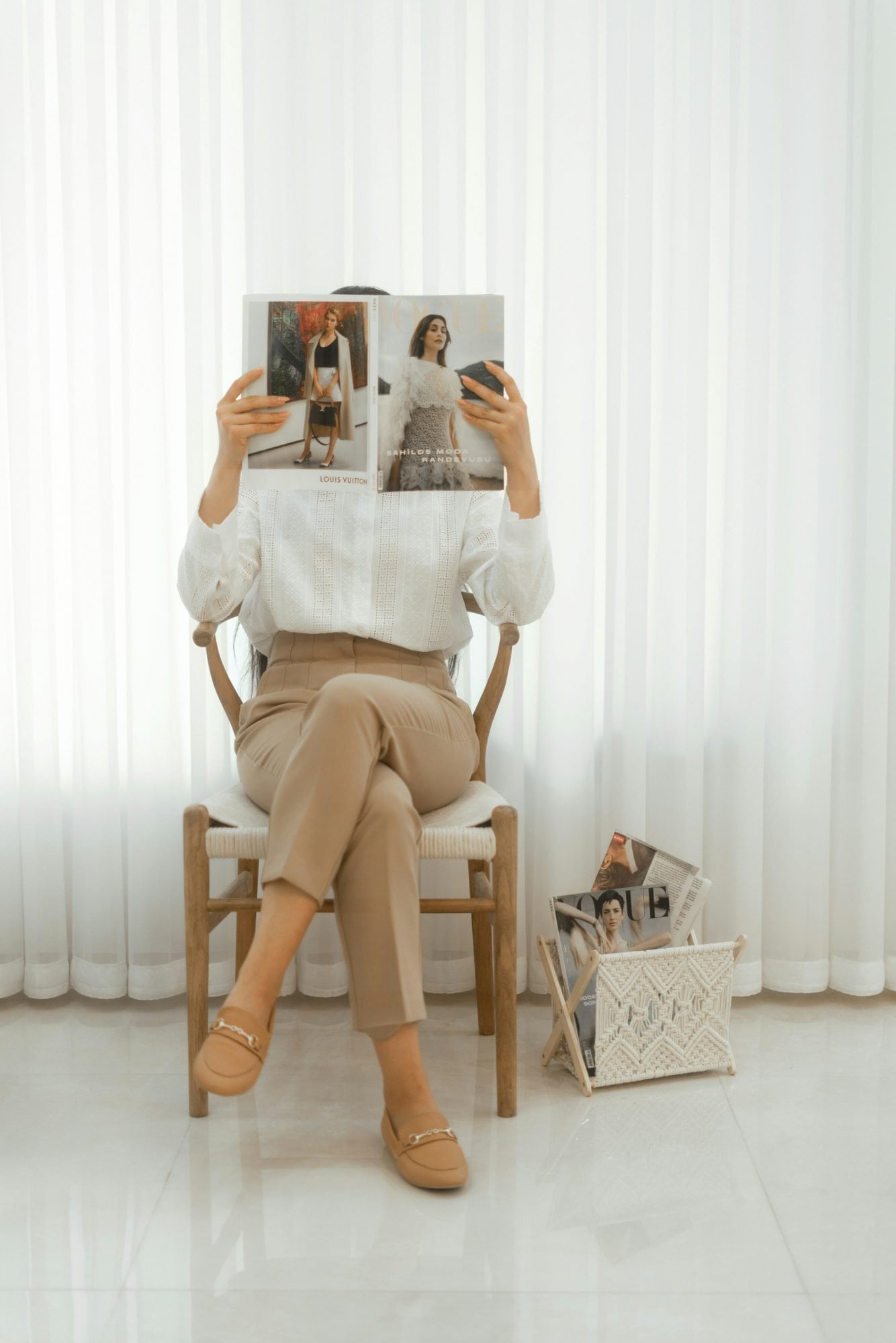 Redonner du sens a limage du scroll a larchive Le lookbook personnel nouvelle forme de narration stylistique Modalova