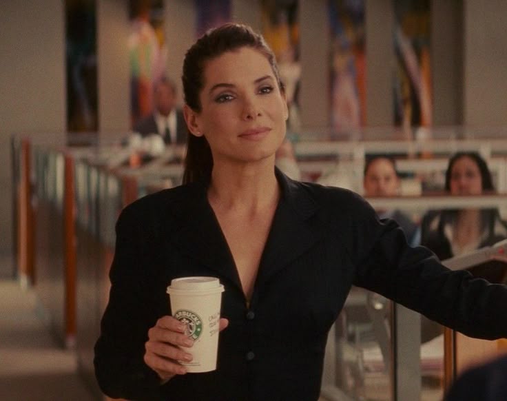 Film The Proposal Starbucks coffee mug scene