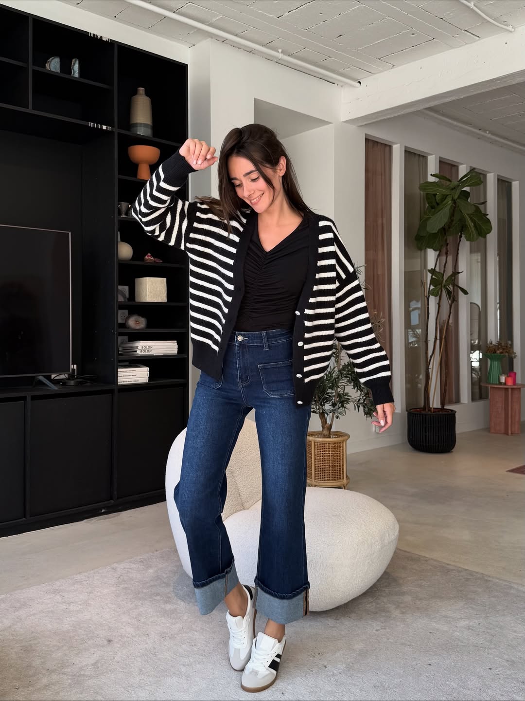 Elegance assumee les details qui font la difference 1 Lhiver en mode signature entre elegance assumee et modernite Modalova