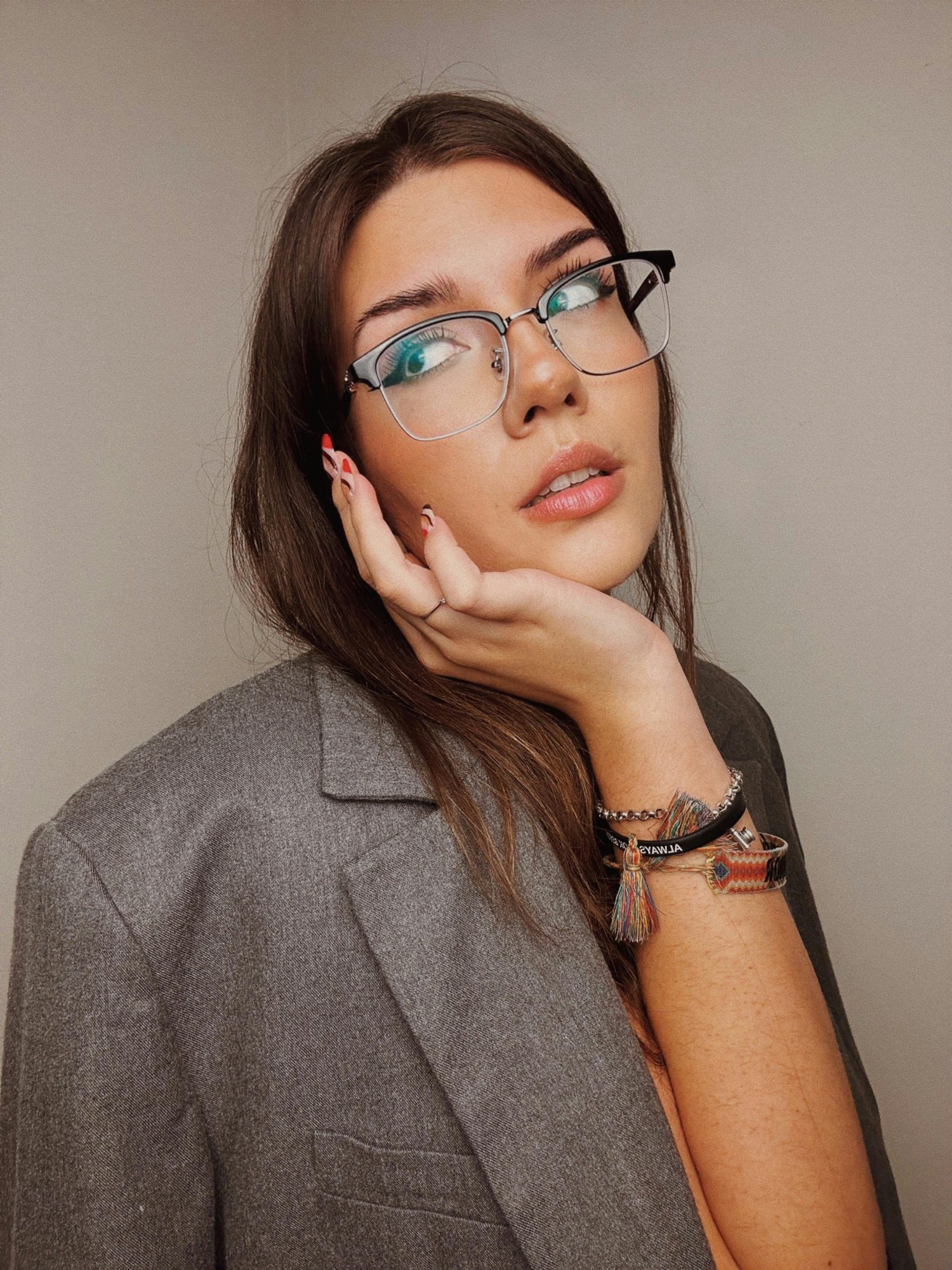 La revolution des prixun luxe repense Revolution optique quand la lunetterie bouscule les codes du luxe Modalova