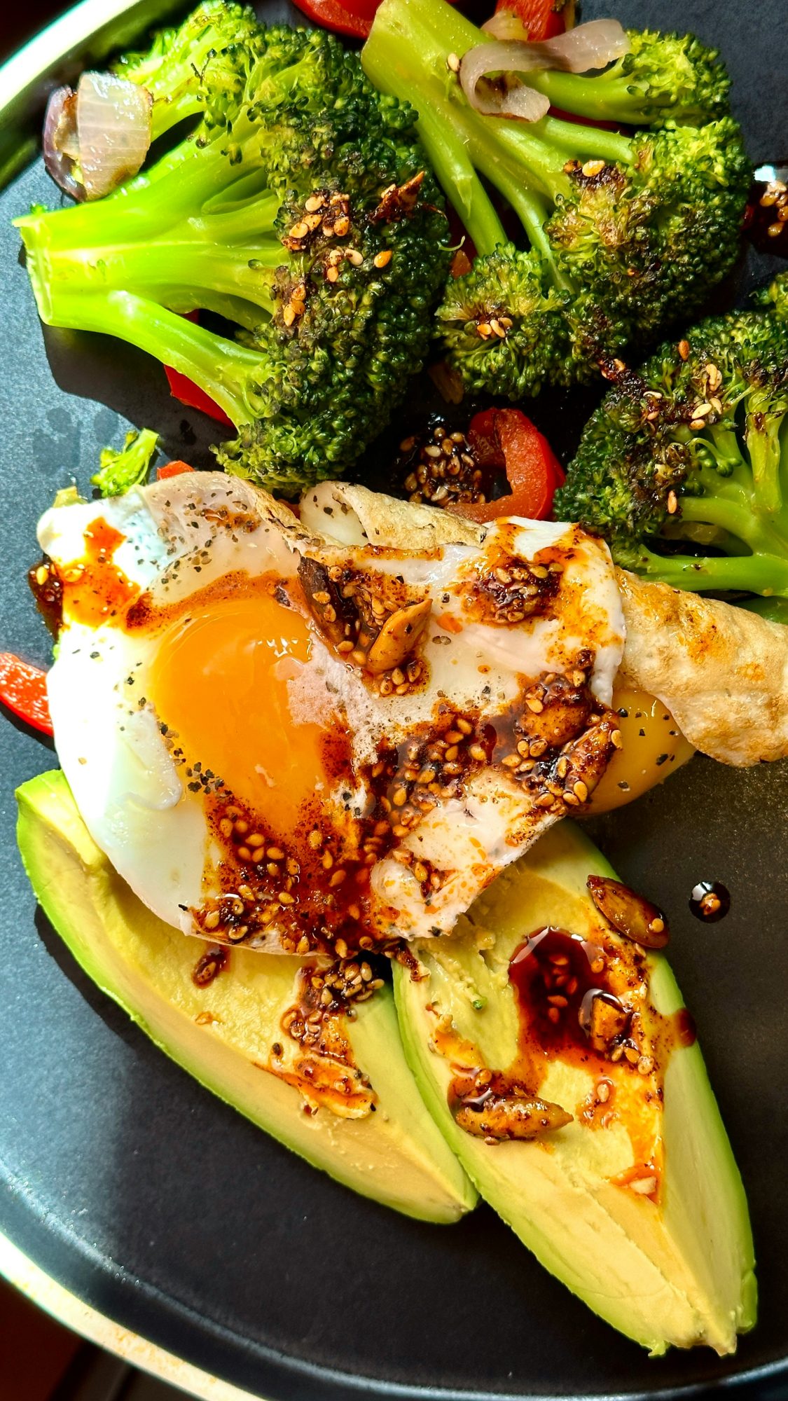 Quand le gras devient allie lapproche cetogene revisitee Reconcilier le corps et lassiette avec grace et justesse Modalova