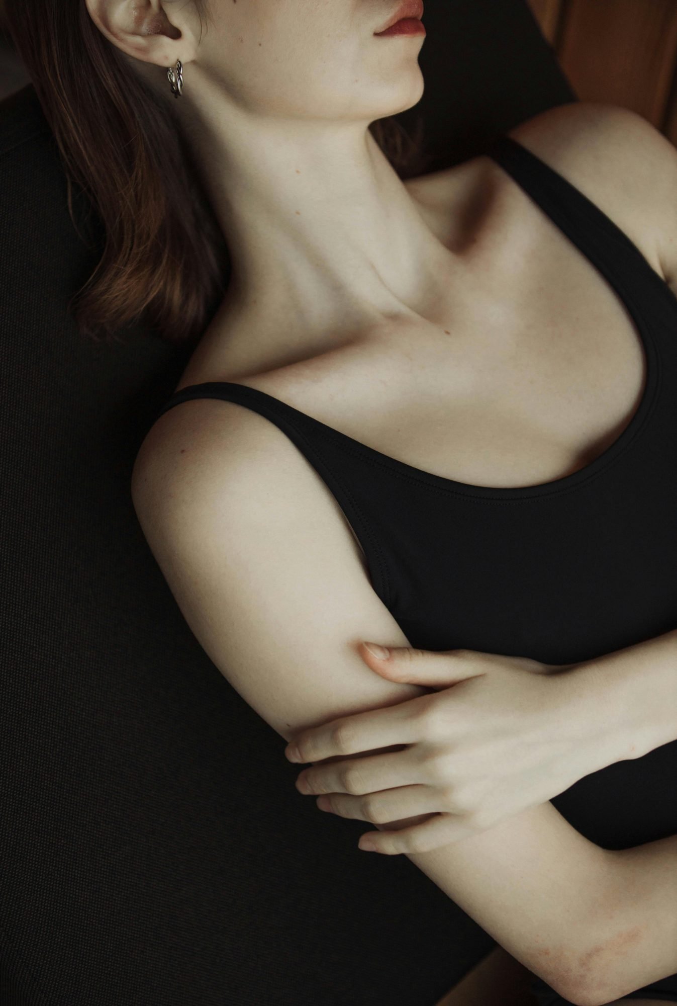 Small forms deep meaning The hidden power of minimalist jewelry Modalova