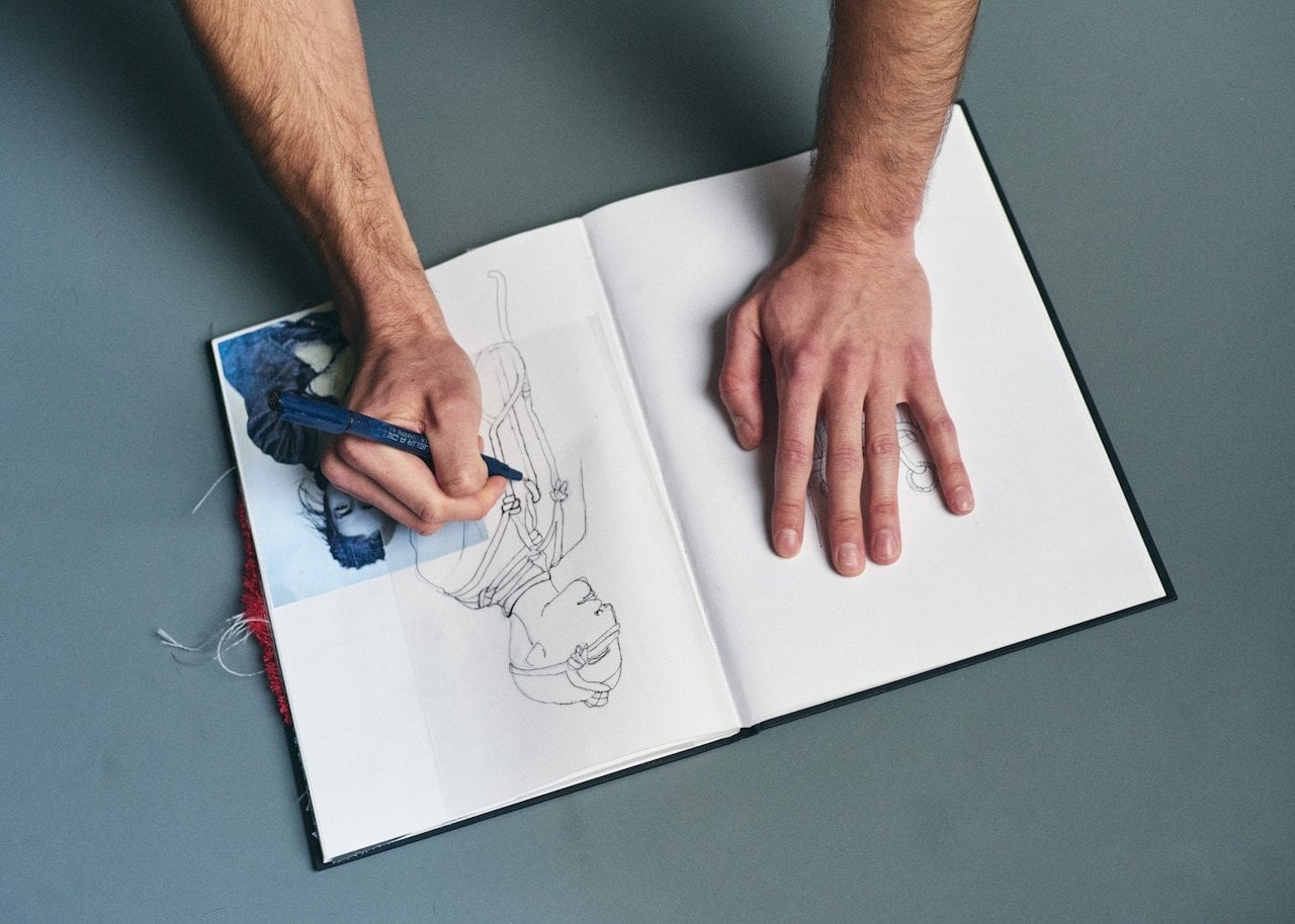 From the myth of the designer to the reality of the system The essential tech stack powering indie fashion brands in 2026 Modalova