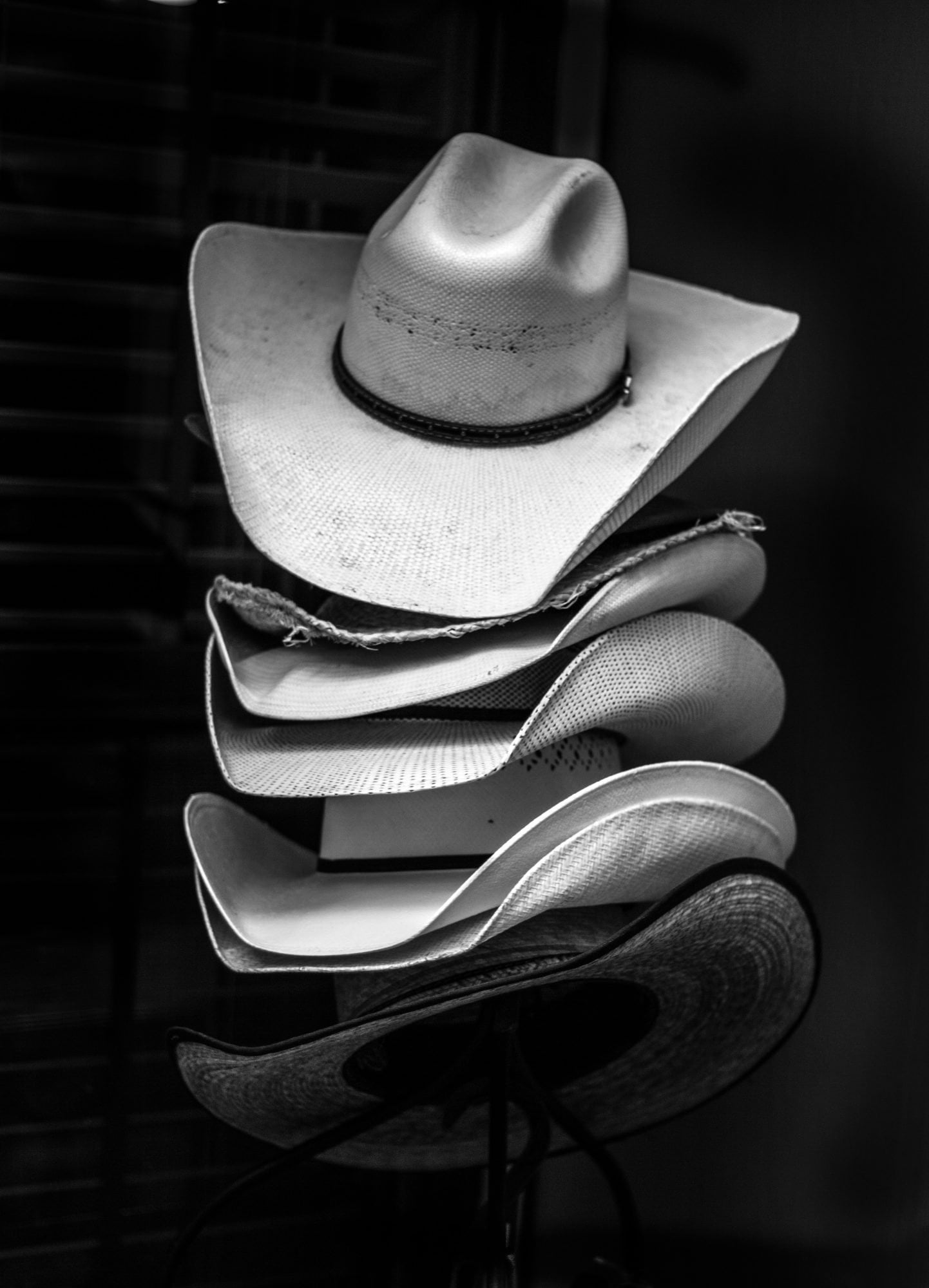 The most beautiful cowboy hats for the modern man’s wardrobe 8 Charlie 1 Horse The most beautiful cowboy hats for the modern mans wardrobe Modalova