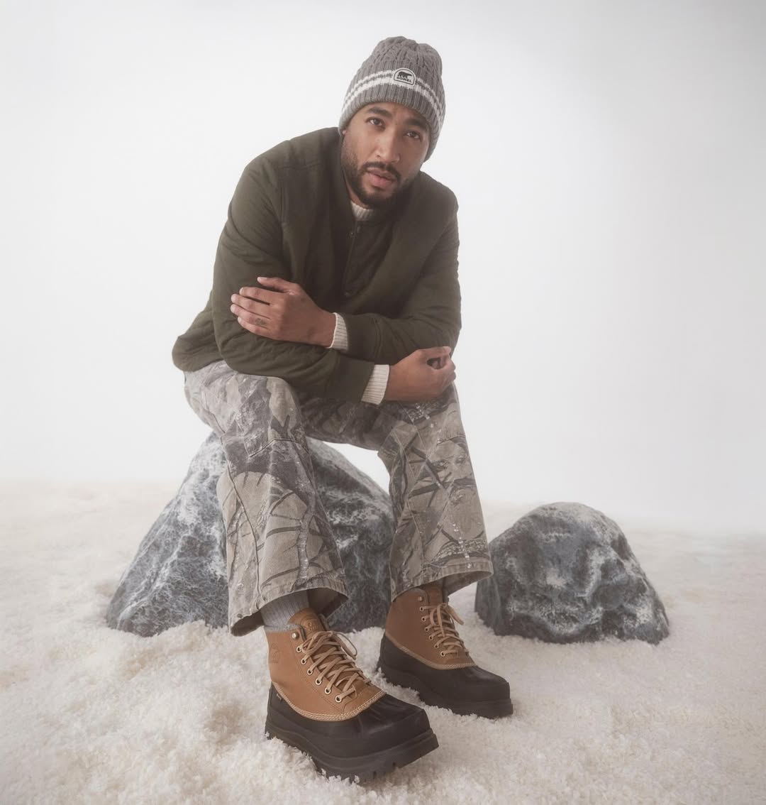 When winter sets the pace, style follows 2 Des chaussures pensees pour le froid et le mouvement Quand lhiver impose le rythme le style suit Modalova