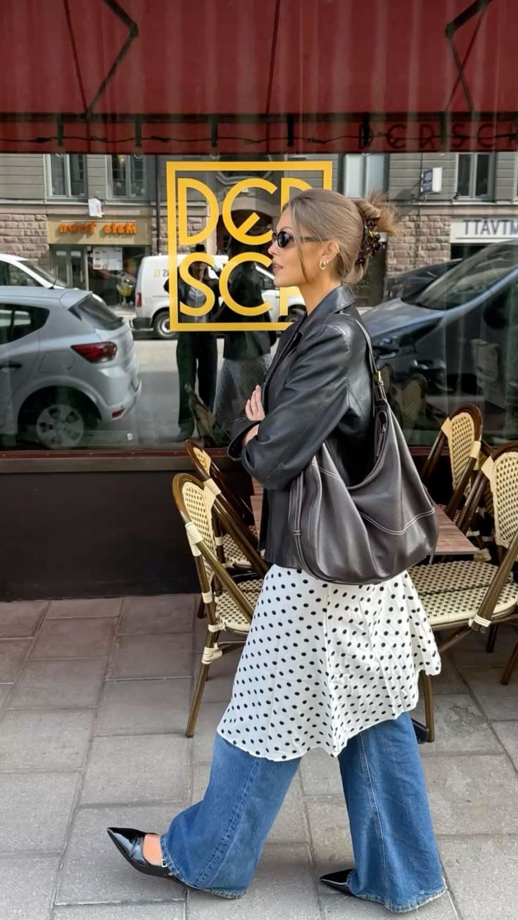 The polka dot print is back like never before! 11 Look with polka dot dress over jeans