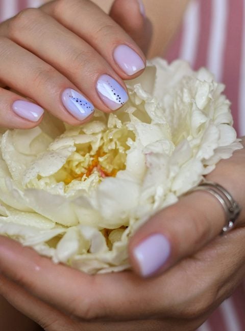 Milky and aura nails spring 2026s minimalist trend Modalova scaled