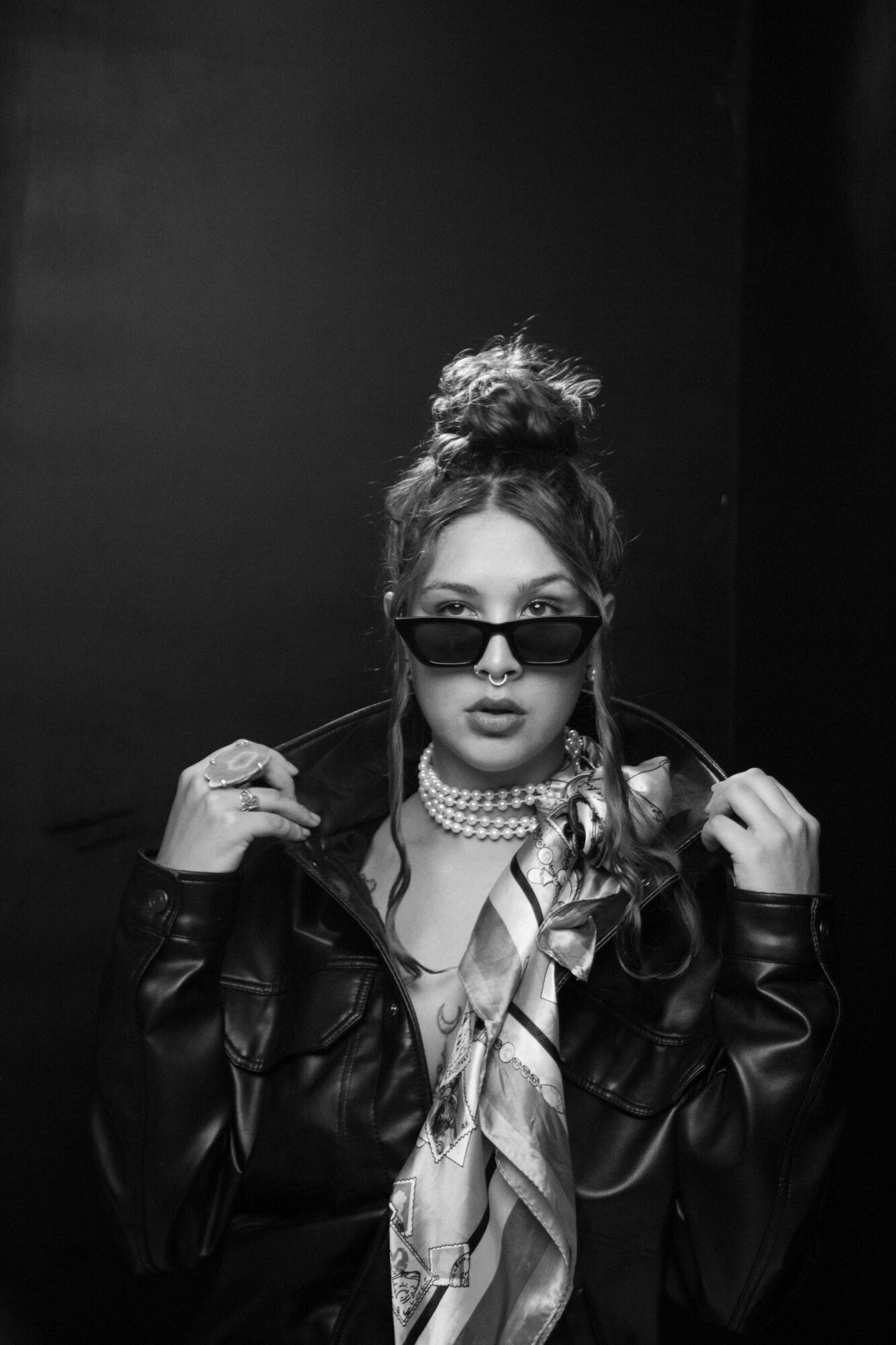 The sunglasses insiders wear 3 Fit matters more than the trend The sunglasses insiders wear Modalova