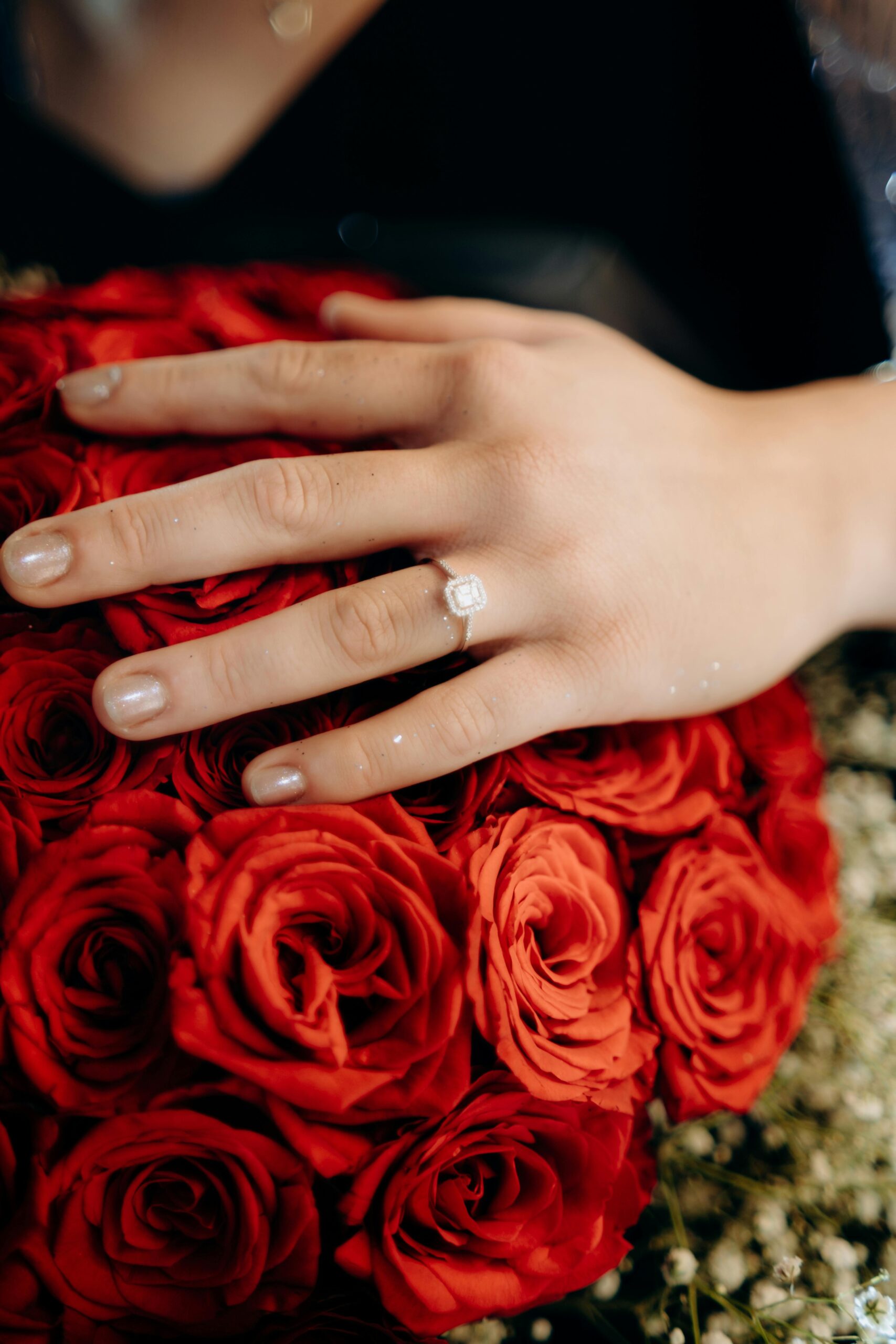 How the engagement ring became fashions most intimate statement Modalova scaled