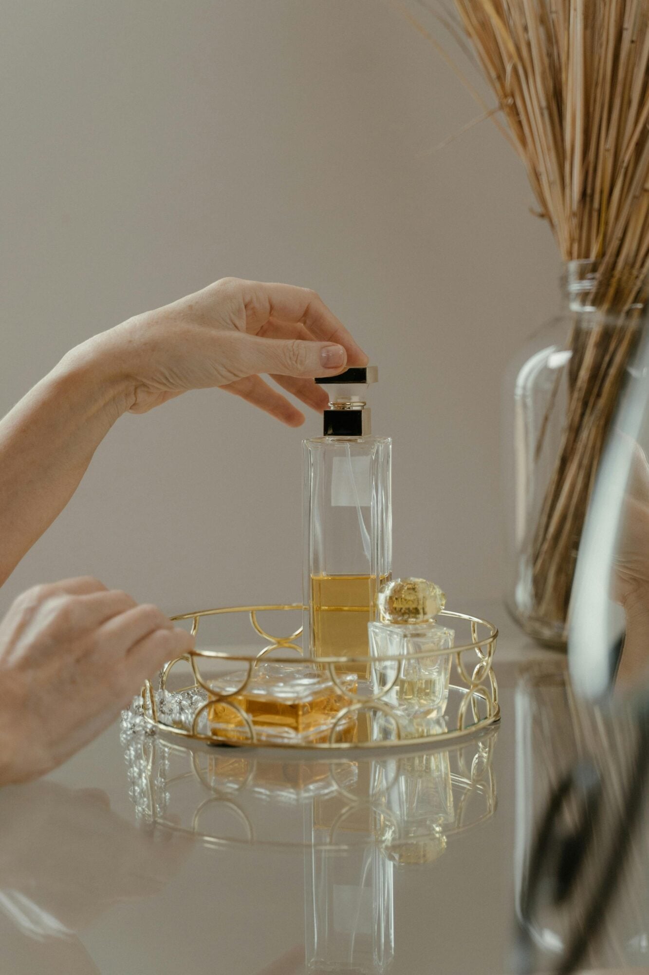 Match your fragrance to the season and the moment How to find your signature scent with intention Modalova