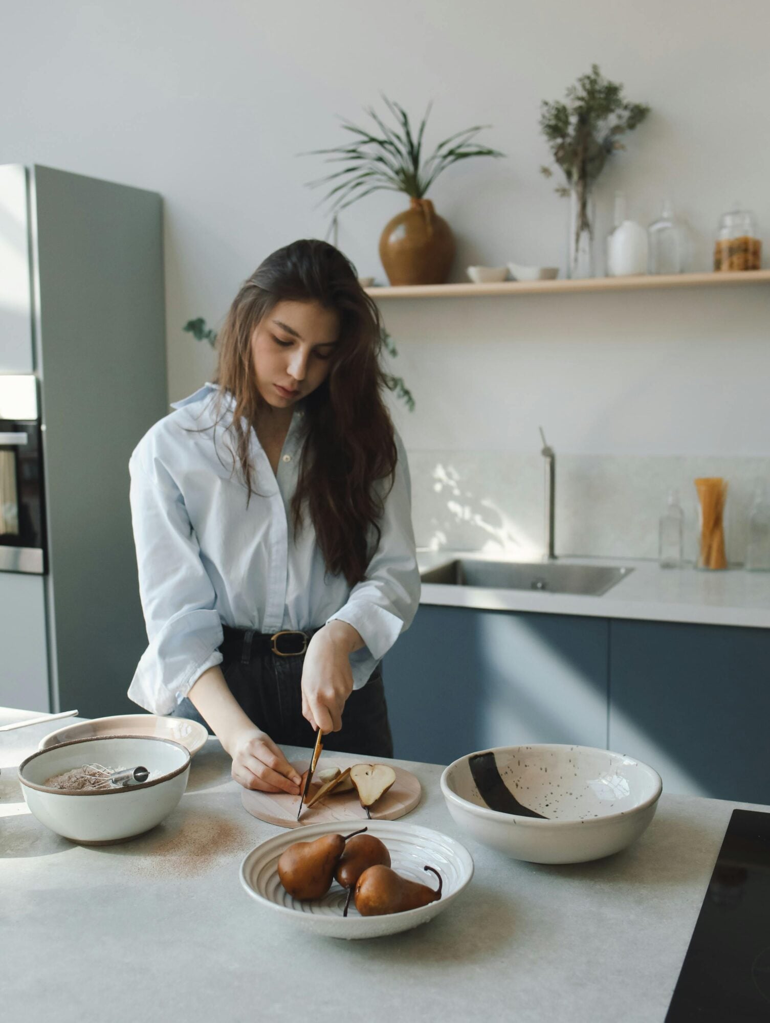 Inside the rise of soft, expensive-looking homes 3 The kitchen is the new center of everyday luxury Inside the rise of soft expensive looking homes Modalova