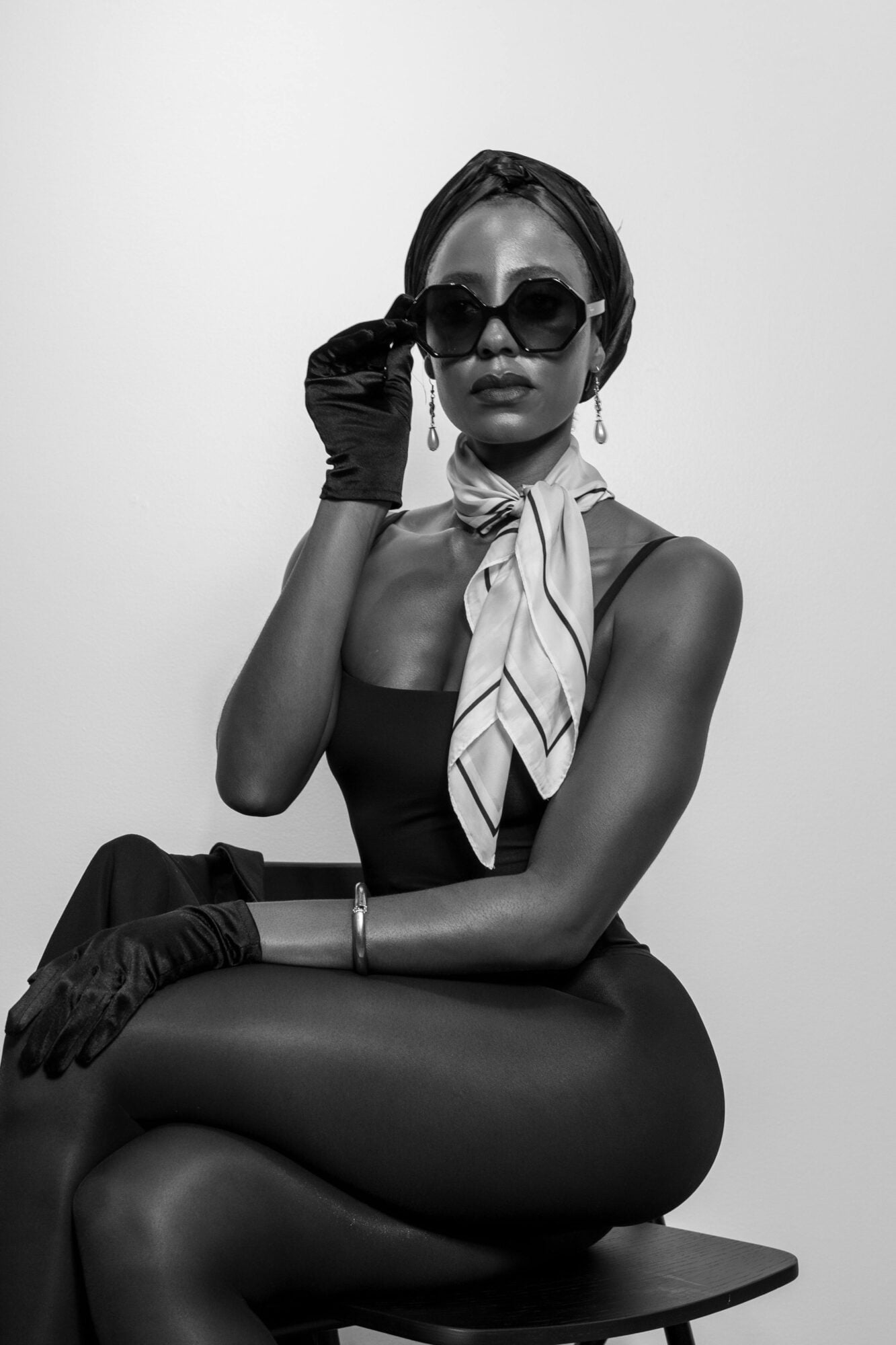 The sunglasses insiders wear 6 When a trend becomes an attitude The sunglasses insiders wear Modalova