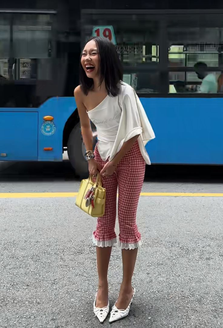 Gingham print capri pants