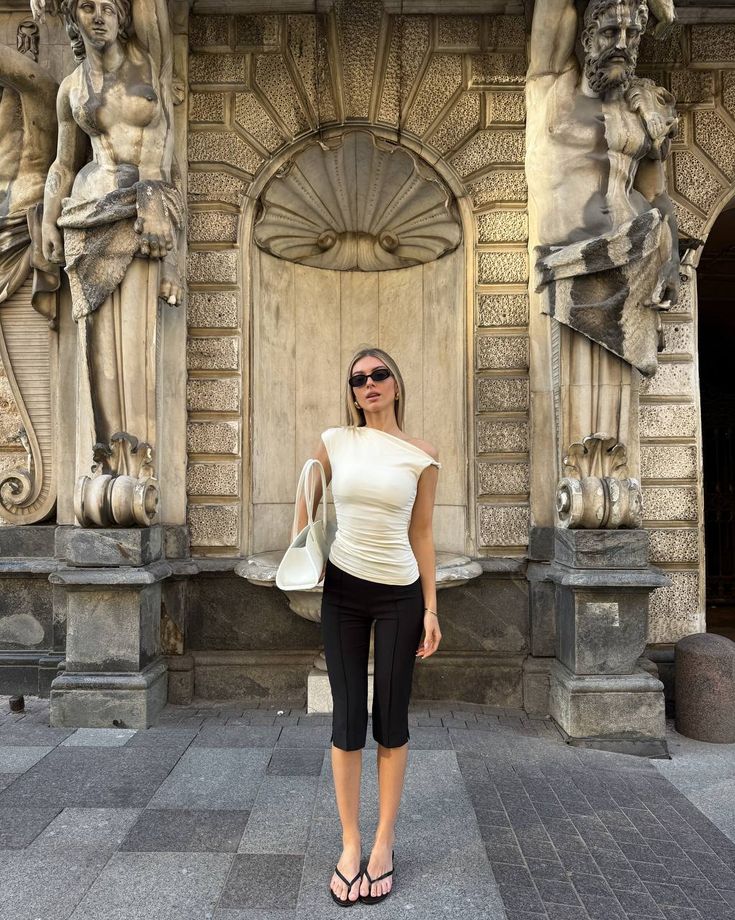 Spring summer 2026 capri pants outfit