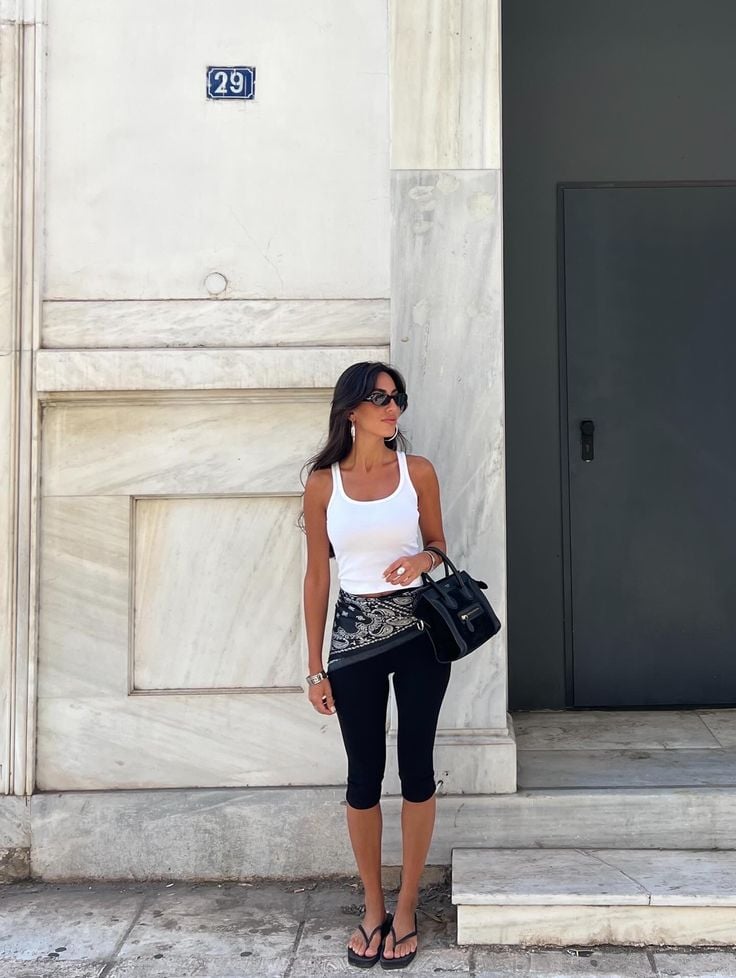Summer outfit with capri pants