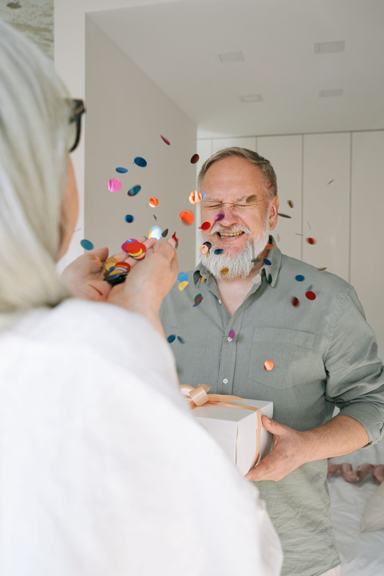 Laudace du cadeau insolite surprendre sans perdre le style Pour la Fete des peres faut il jouer la tradition ou laudace Modalova
