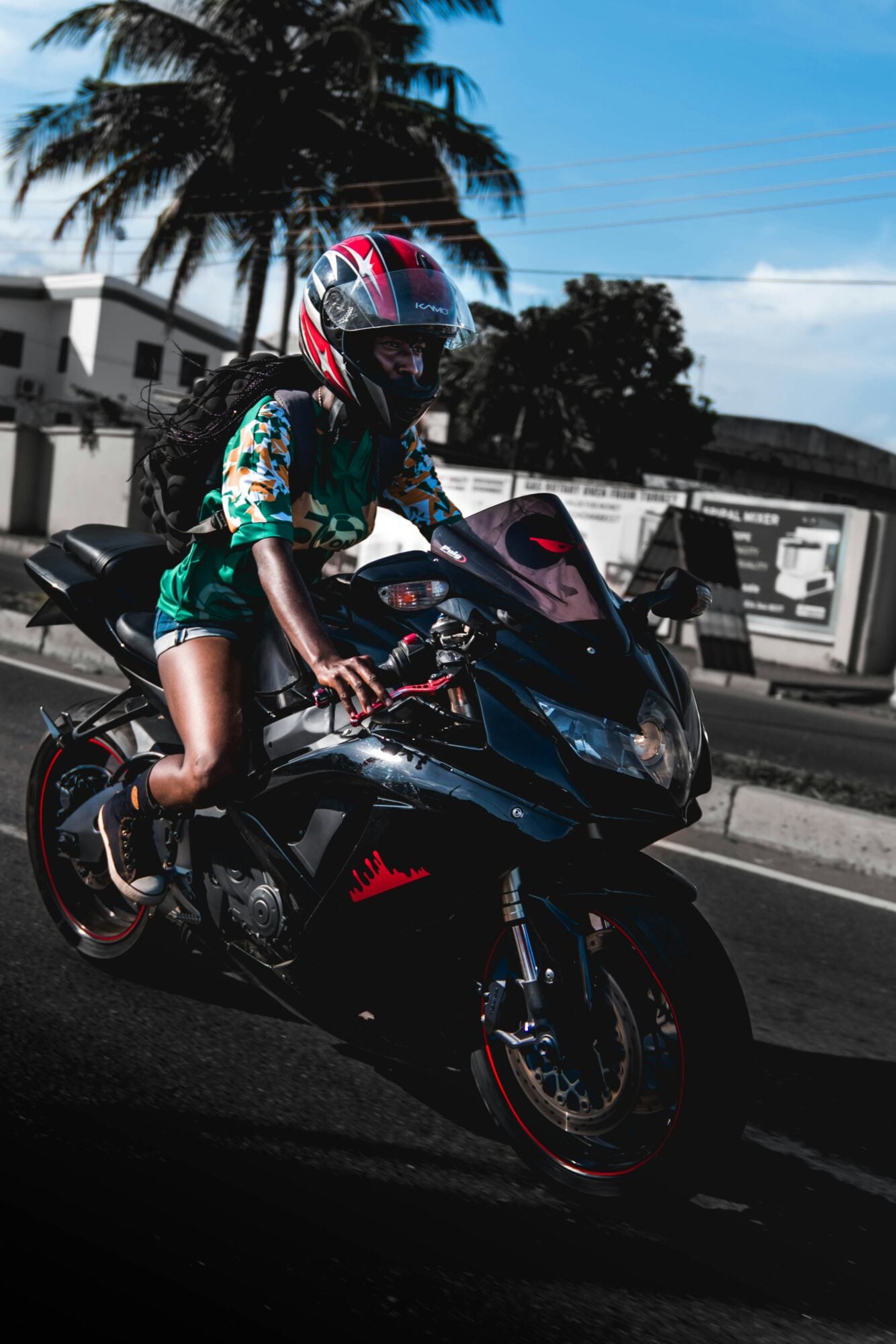 The modern rider’s guide to style and safety 2 The new language of motorcycle style The modern riders guide to style and safety Modalova
