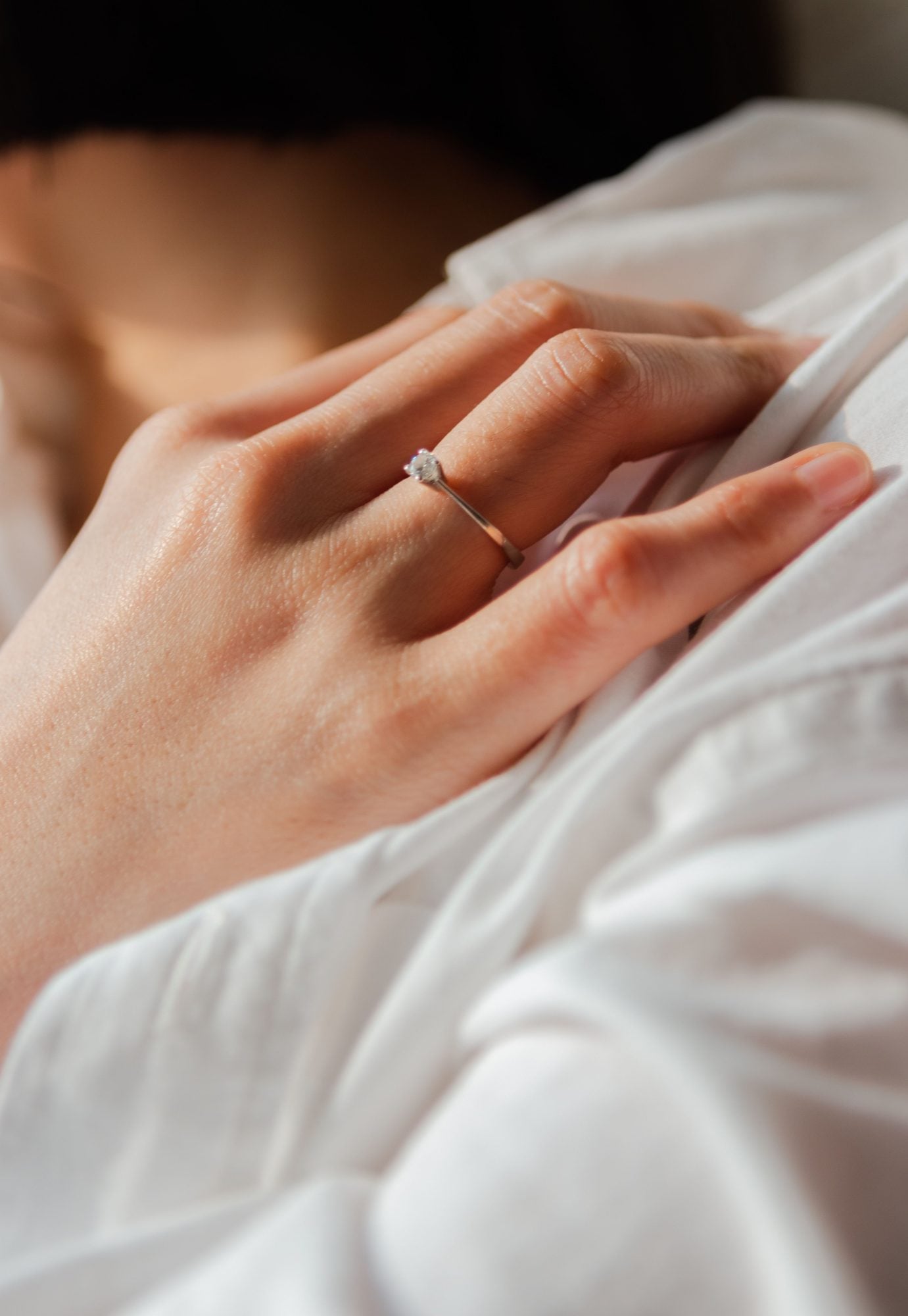 How to choose a promise ring she’ll always wear 2 Start with the jewelry she already loves How to choose a promise ring shell always wear Modalova