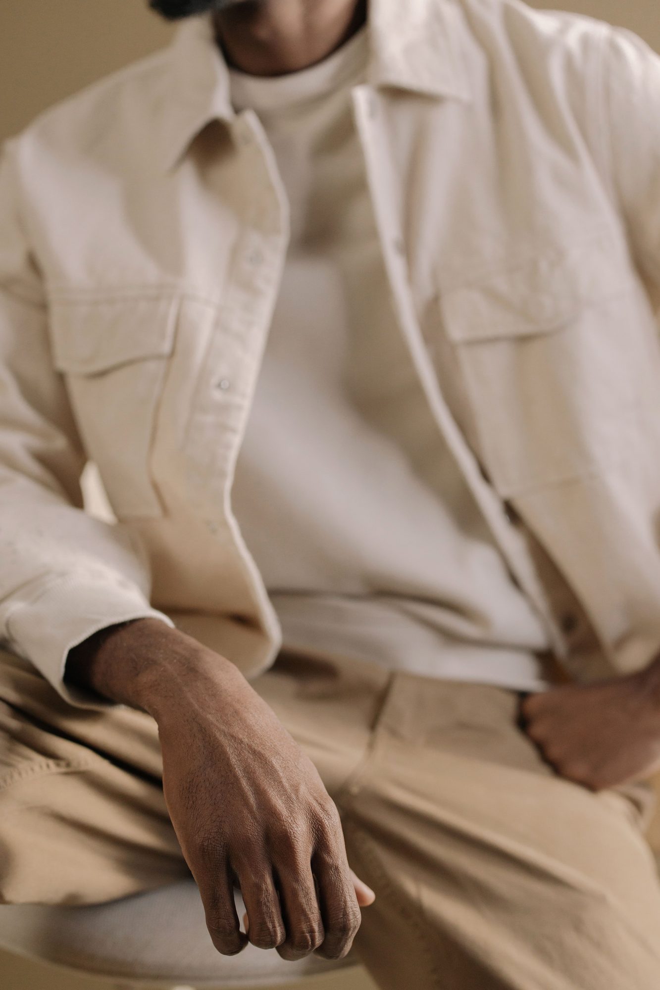 Men's wardrobe: What if it was all about the jacket? 3 Lart de composer une silhouette sans effort Vestiaire masculin et si tout etait une question de veste Modalova