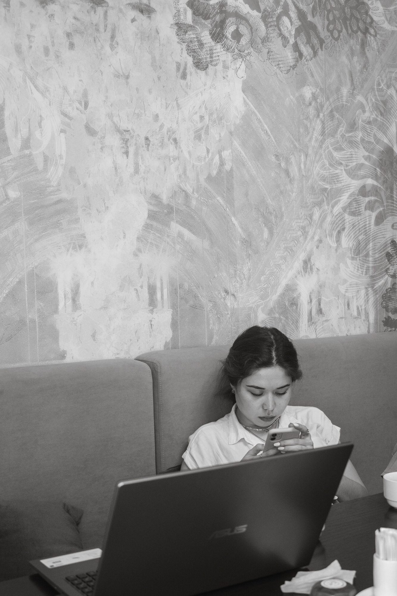 The new status symbol? A more curated digital life 2 When less becomes a statement of taste The new status symbol A more curated digital life Modalova